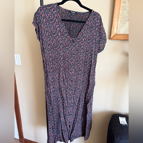 Madewell Black and Red Floral Maxi Dress - Picture 1 of 3